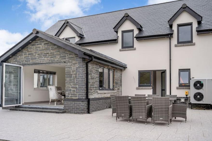 4 Bedroom Accommodation In Garnant, Near Ammanford