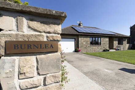 HC Property - Burnlea Holiday Home