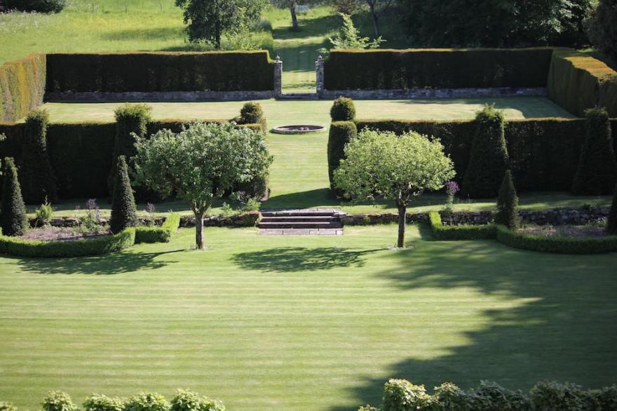 11 Bedroom Country House in the beautiful Dorset countryside