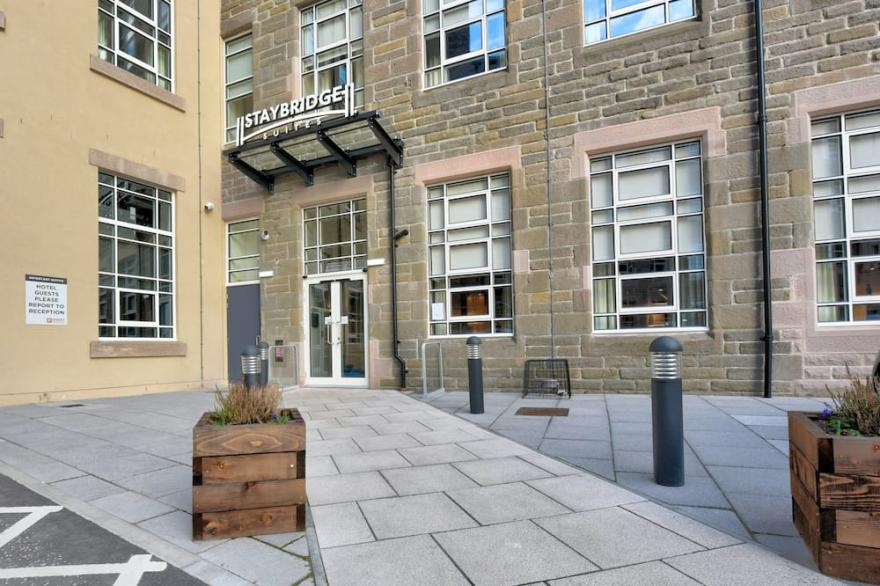 Charming Studio Suite In Dundee | Free Wi-Fi