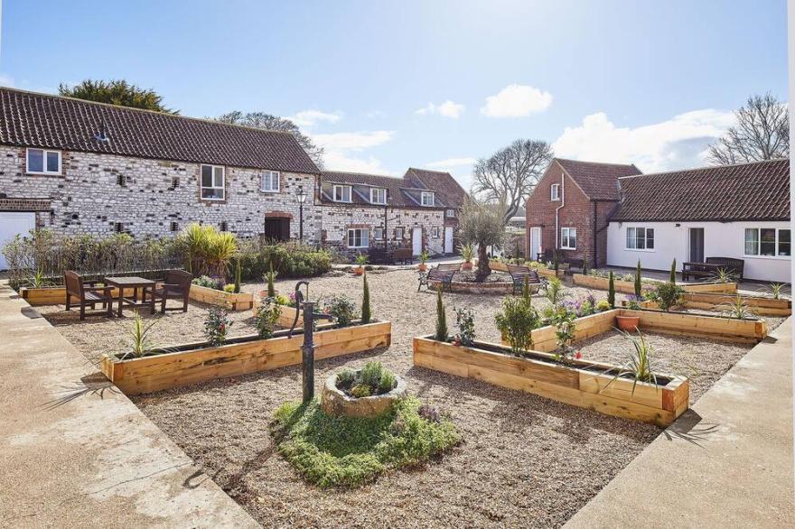 Host & Stay | Harvest Cottage