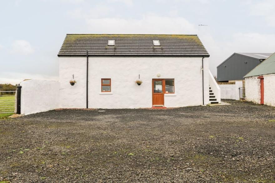 MAY'S COTTAGE, Pet Friendly In Bushmills, County Antrim