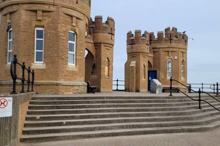 Remarkable 3-Bed House in Hull