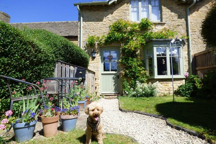 Charming Cotswold Cottage 5 Min Stroll From Bourton On The Water