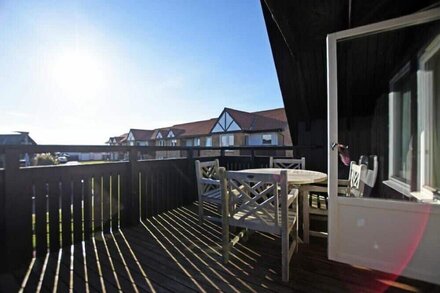 BEACHSIDE (BEADNELL), pet friendly, with a garden in Beadnell