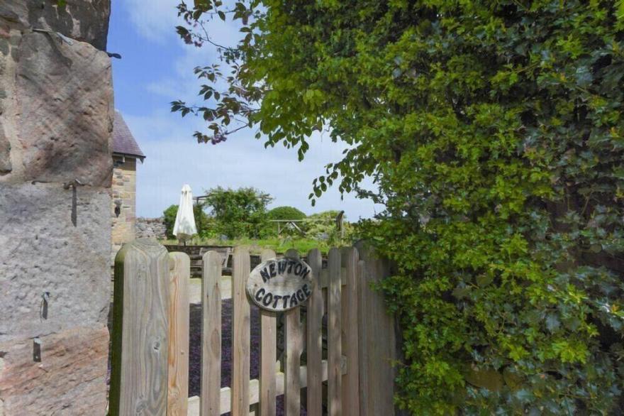 NEWTON COTTAGE, Pet Friendly, With A Garden In Newton-By-The-Sea