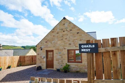 Quail's Nest Cottage - Contemporary Holiday Let With Lovely Views