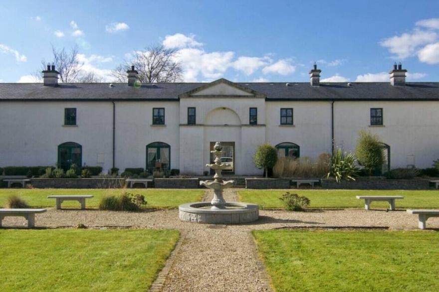 Lough Erne Apartment 16 · Escape Ordinary at Castle Hume No.16 ~ Fermanagh