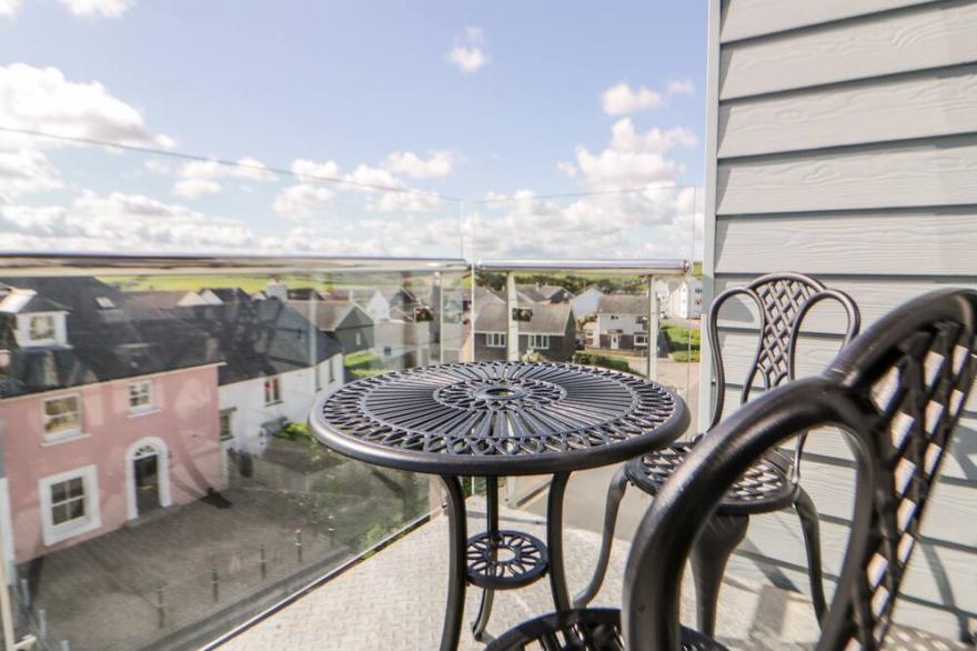 23 TRE LOWEN, romantic in Newquay