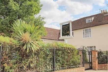 A lovely mews cottage in a Grade II listed building