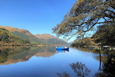 Breacan Lodge -  a lodge that sleeps 4 guests  in 2 bedrooms