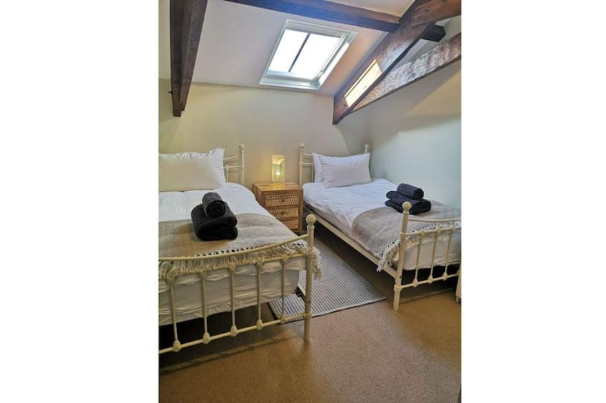 Spacious South Hams barn conversion close to coast