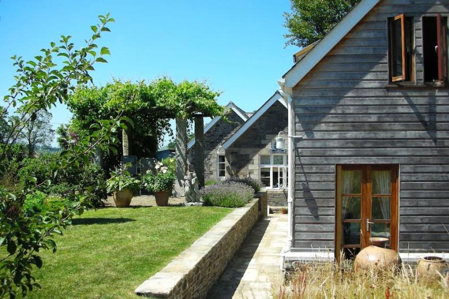 The School House, Coryton - a peaceful retreat  (sleeps 6)