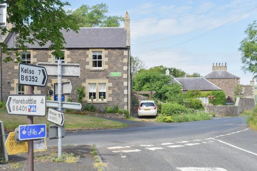 1 Bedroom Accommodation In Yetholm, Near Kelso