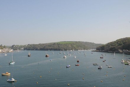 Luxury Harbour Side Penthouse With Superb Views In Polruan, Cornwall, England