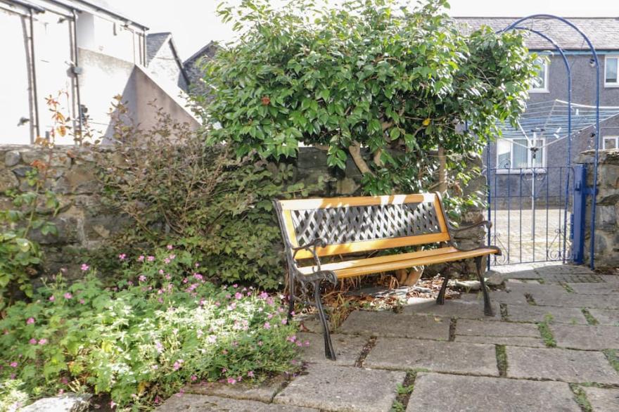 MEWS COTTAGE, pet friendly, country holiday cottage in Llanrwst