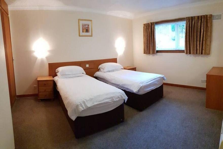 Loch Rannoch Highland Club, Red Squirrel Lodge 5