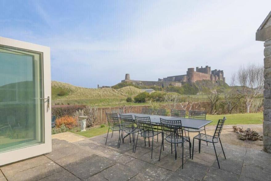 THE WYND, Family Friendly, Country Holiday Cottage In Bamburgh