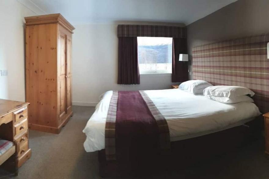 Loch Rannoch Highland Club, Grouse Lodge