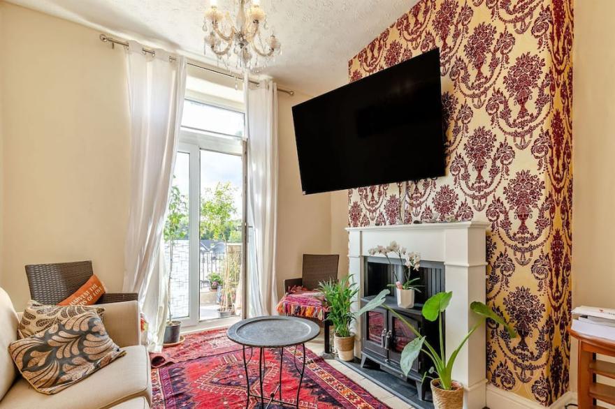 3 Bedroom Accommodation In Buxton