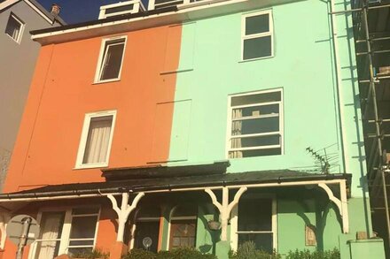 2 bedroom accommodation in Kingswear