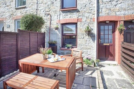 2 bedroom accommodation in Mabe, near Penryn