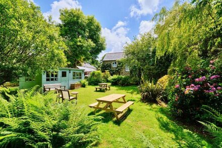 River Cottage - Characterful cottage near St. Ives