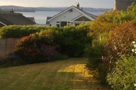 Holiday House With Sea Views