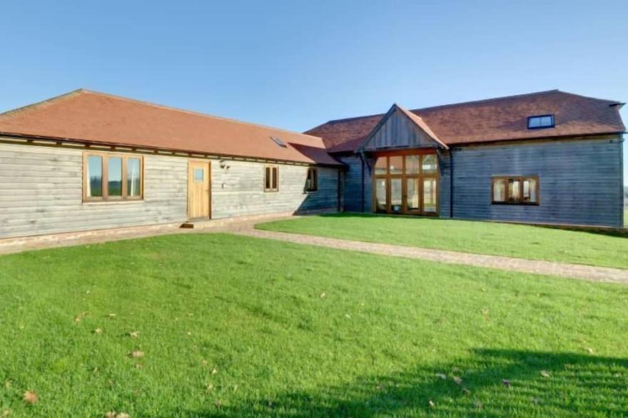 Vacation Home Oxney Barn In Tenterden - 12 Persons, 6 Bedrooms