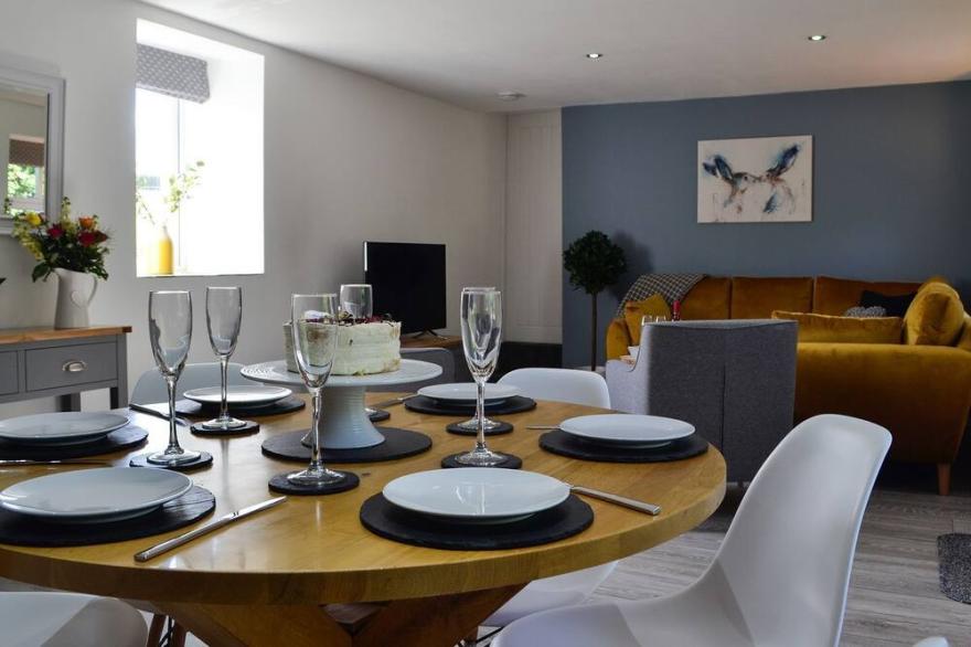 2 bedroom accommodation in Llansaint, near Kidwelly
