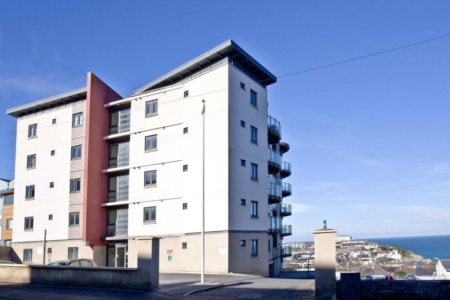2 Bedroom Accommodation In Newquay
