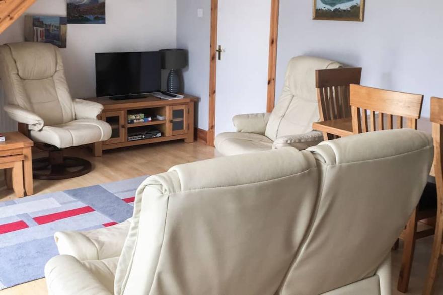 2 Bedroom Accommodation In Inverness