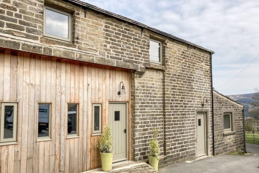 THE COW SHED, with open fire in Holme, Yorkshire