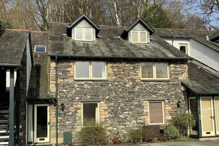 2 bedroom accommodation in Ecclerigg, near Ambleside