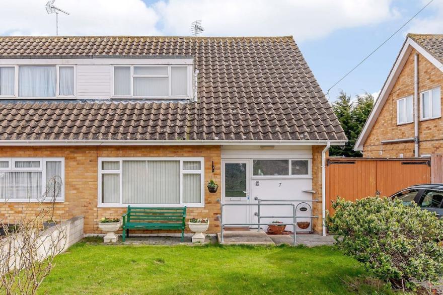 2 Bedroom Accommodation In Whitstable