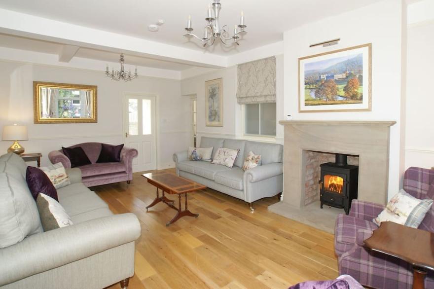 6 Bedroom Accommodation In Bakewell