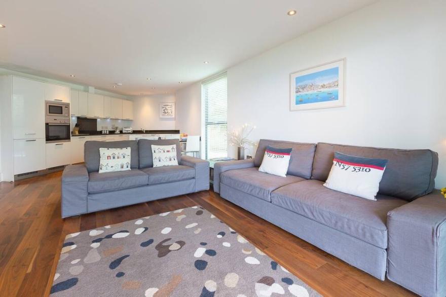COAST, family friendly, country holiday cottage in St Ives