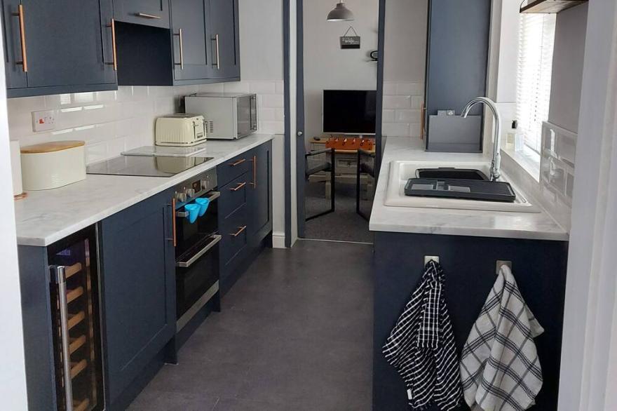 2 bedroom cottage in Great Ayton near Roseberry Topping, North York Moors, Coast