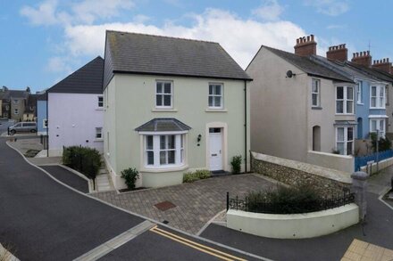 Cottage Mews - Seaside Cottage, Parking, Terrace