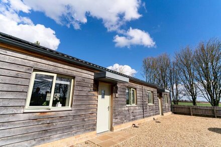 Comfortable & Cosy Dog Friendly Cottage close to Historic Ely