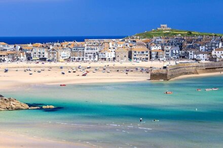 Trestenor Cottage St Ives town. Cosy Cottage.