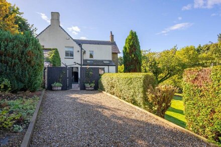 Spindlestone House - Five Bedroom House, Sleeps 10