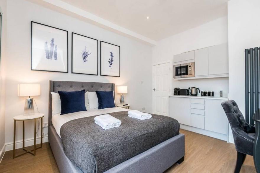 Host Apartments | The Falkner Quarters III