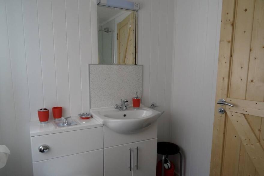 Three Bedroom Lodge 11