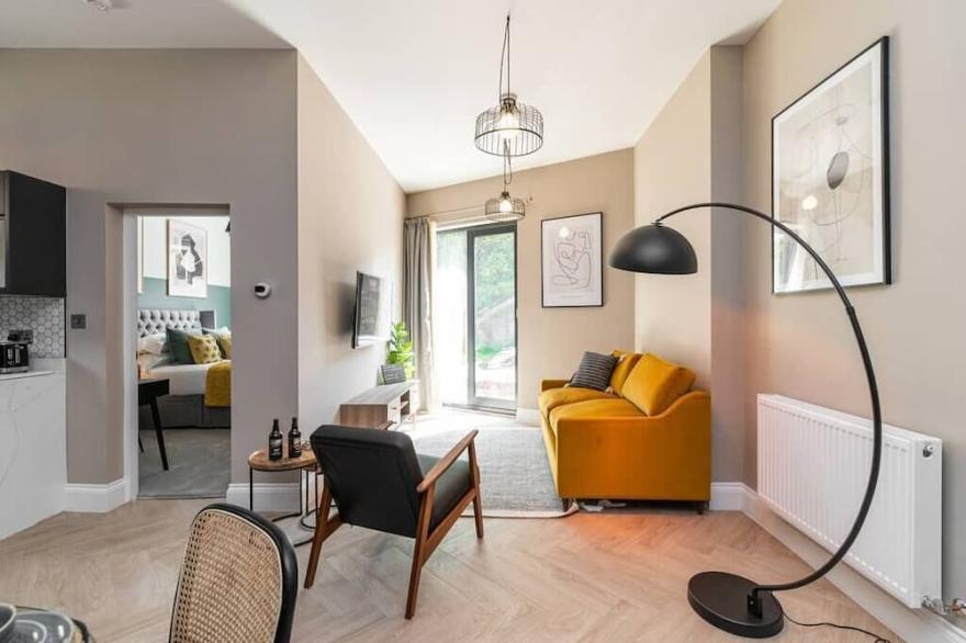Loft 1! High-spec luxury 1 bed apartment