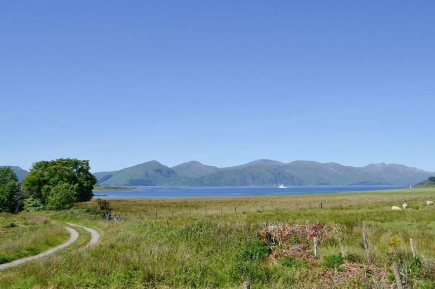 3 Bedroom Accommodation In Port Appin, Near Oban