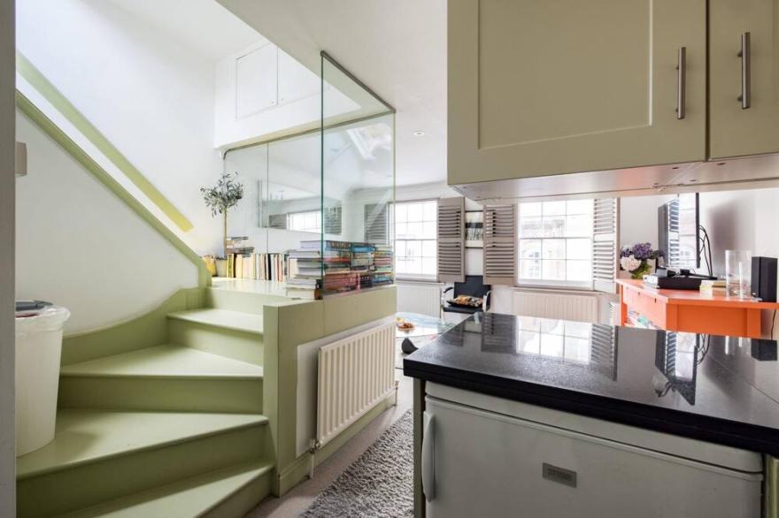 Stunning Rooftop Retreat in Covent Garden