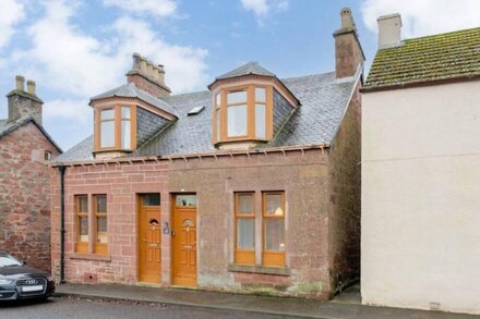 Traditional 2 bed home in Kirriemuir