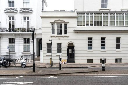 Amazing Notting Hill house –  superb location