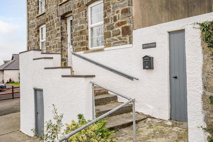 3 Bedroom Accommodation In New Quay